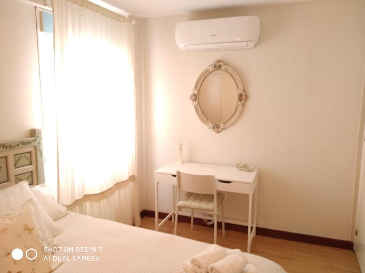 Apartamento Con Vistas Al Rio Guadalquivir En Triana, Sevilla Eksteriør billede